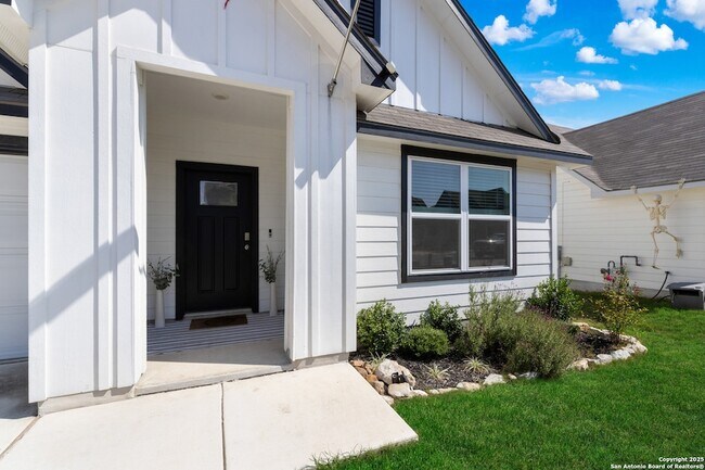 Building Photo - 21220 Cobbles Lp