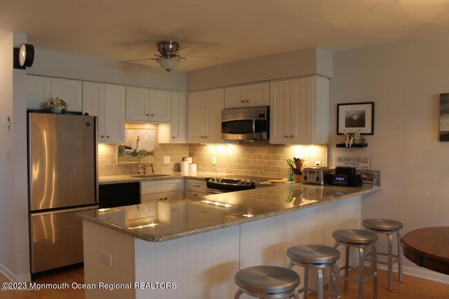 Building Photo - 100 Seaview Ave