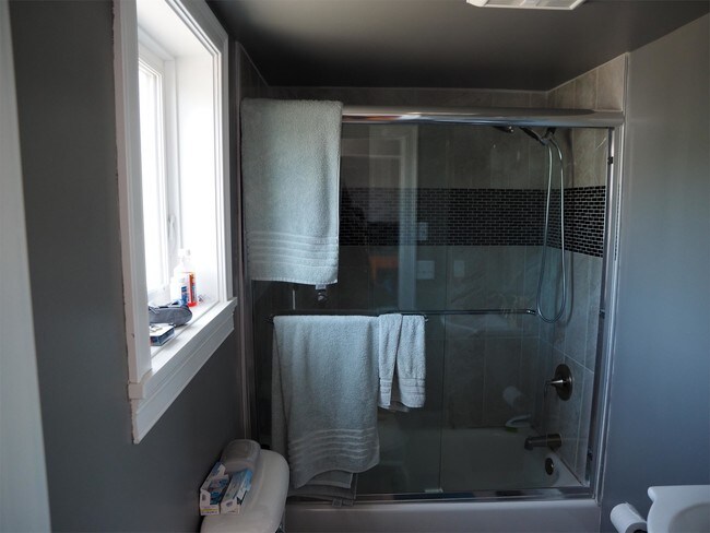 Building Photo - 239 North St