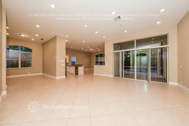 Foto del edificio - 18696 Ocean Mist Dr