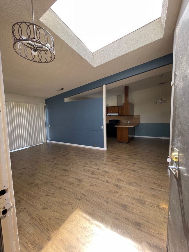 Foto del edificio - Updated 3 Bedroom Duplex in North Davis