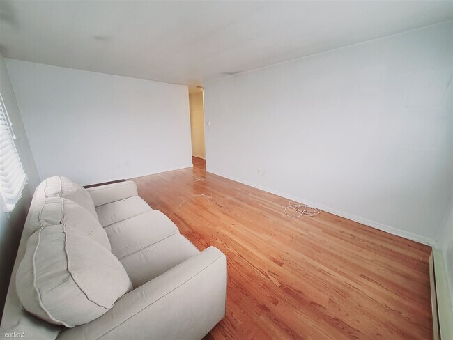 Foto del edificio - 2 br, 1 bath Condo - 40 Wardwell St