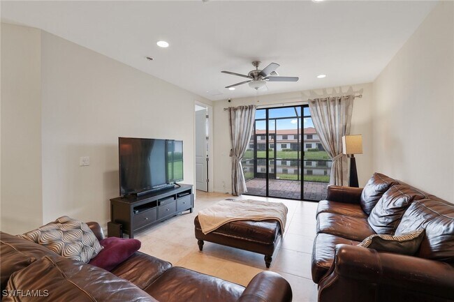 Foto del edificio - 7903 Bristol Cir