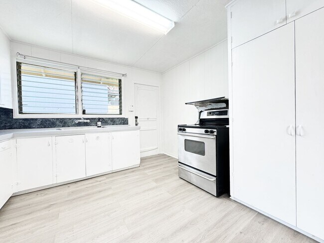 Building Photo - Kai Campbell Ave