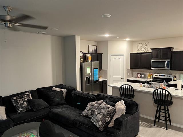 Building Photo - 2221 Greystone Dr