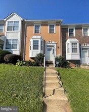 Building Photo - 3810 Glenview Terrace
