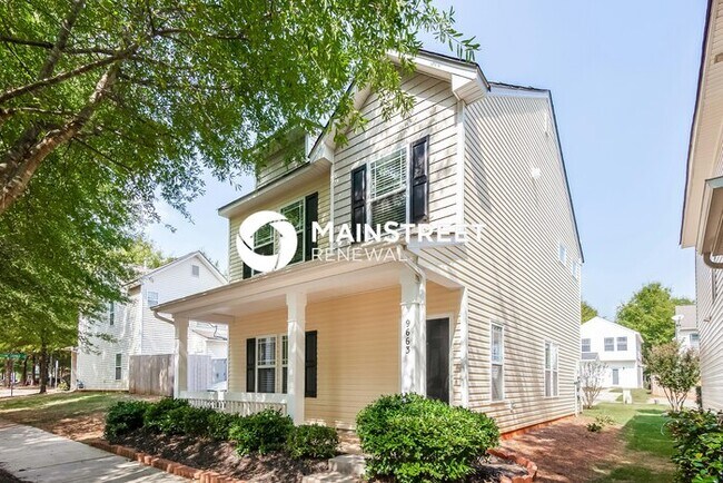 Building Photo - 3 Bedroom Pet-Friendly Home in Huntersville, NC with Main Street Renewal