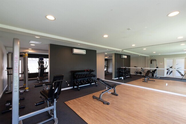Foto del edificio - 1515 Campbell Rd
