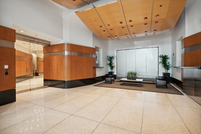 Foto del edificio - 512 N McClurg Ct