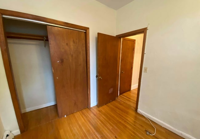 Building Photo - 116 Saint Stephen St