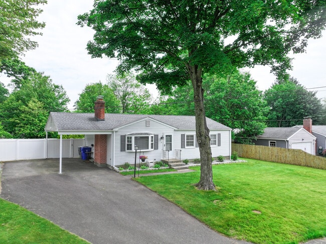 Building Photo - 31 Varno Ln