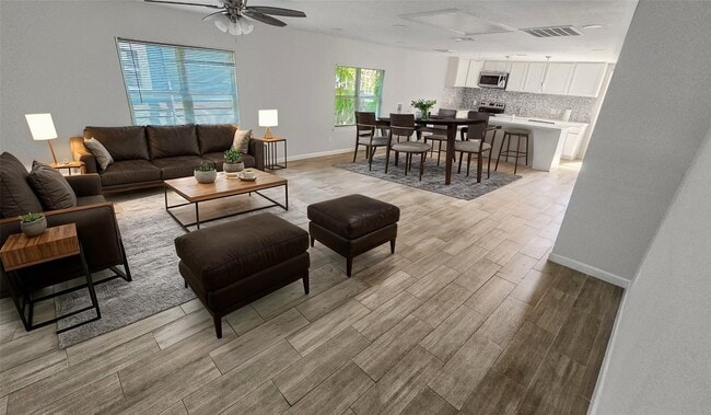 Foto del edificio - 7120 Avenue O