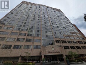 Building Photo - 15 Maitland Pl