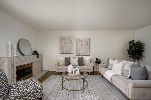 Foto del edificio - 5670 Tahoe Cir