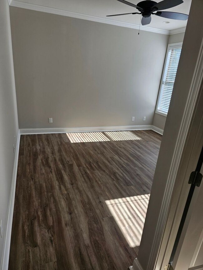 Foto del edificio - 3 Bedroom Single Story House