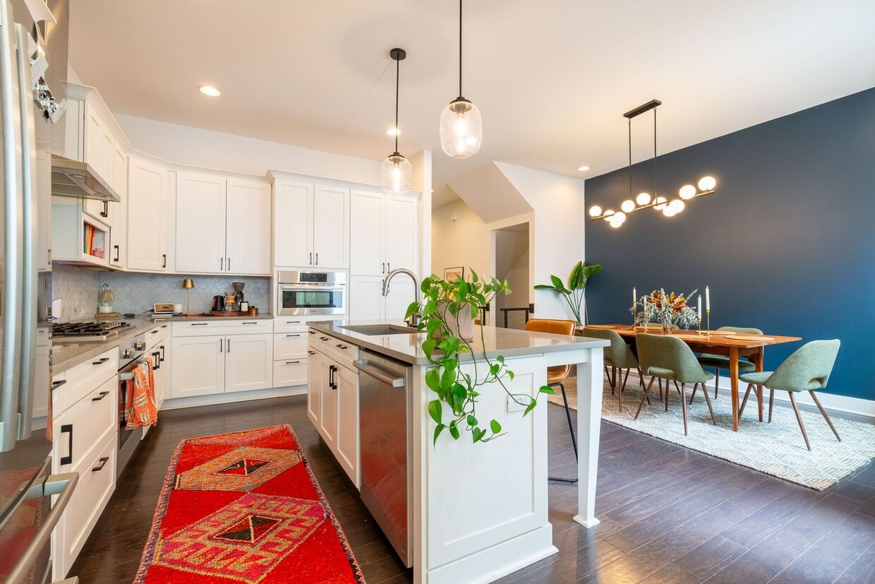 3 bedroom Beauty in the Heart of Edgewood! - 3 bedroom Beauty in the Heart of Edgewood!