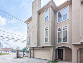 Building Photo - 1304 Dart St