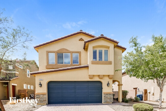 Building Photo - 2265 Sky Island Dr