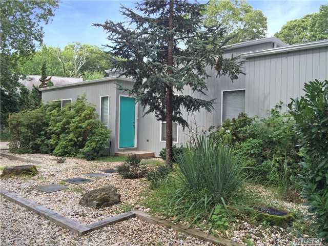 Foto del edificio - 51 Kennedy Dr