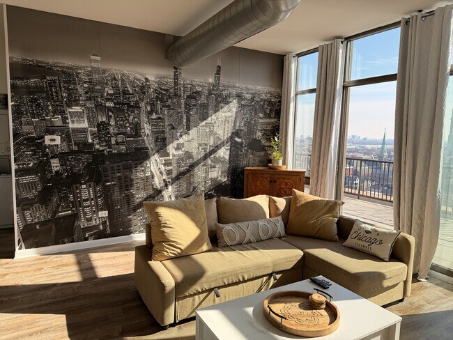 Foto del edificio - 1550 S Blue Island Ave