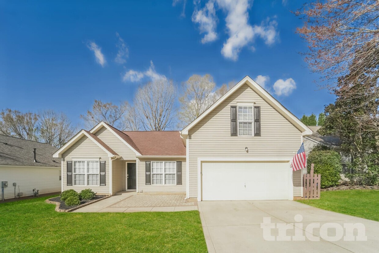 Primary Photo - 131 Winborne Dr