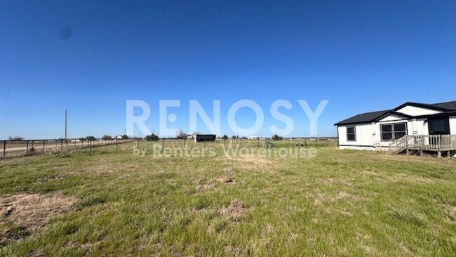Building Photo - 6425 Mirage Dr
