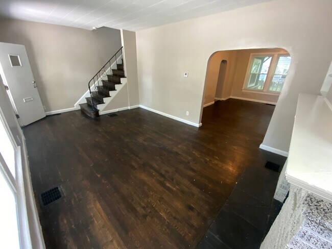 Foto del edificio - 428 E Lane Ave
