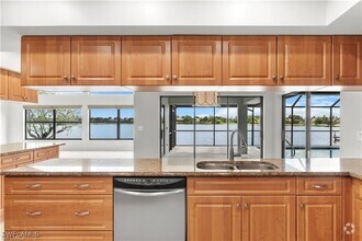 Building Photo - 5350 Harborage Dr