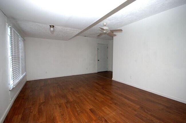 Foto del edificio - 603 S Chestnut St