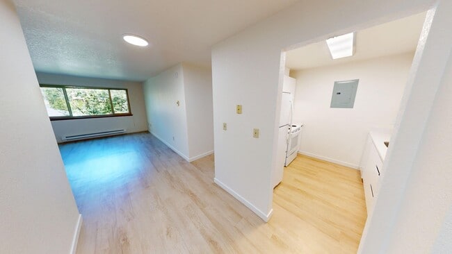 Interior Photo - Maplewood Apartments