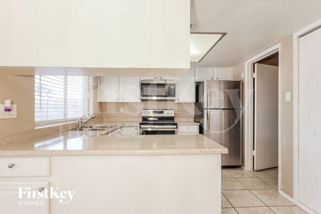 Foto del edificio - 4132 W Desert Cove Ave