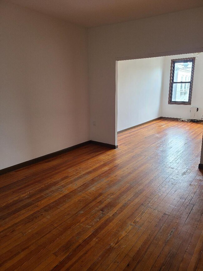 Building Photo - 6412 Fresh Pond Rd
