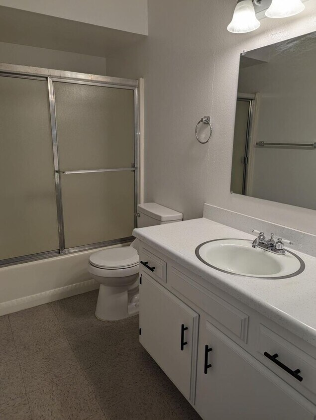Foto del edificio - 4413 Isla Verde St
