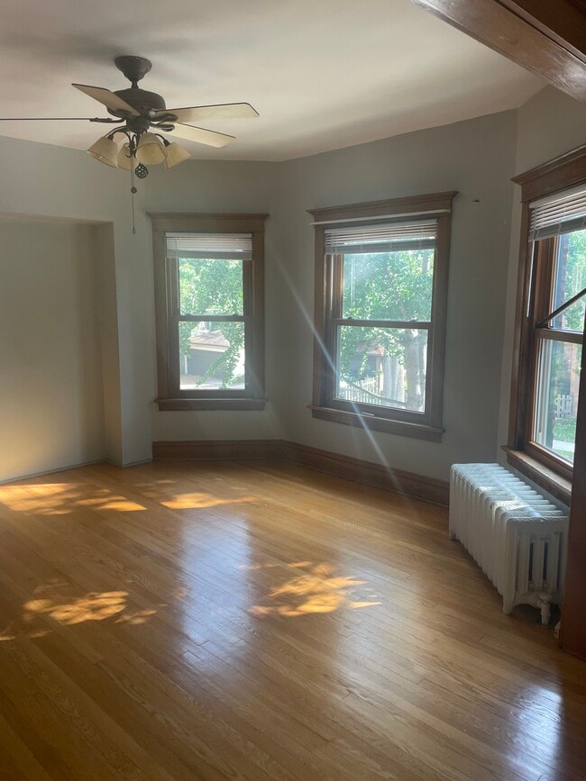 Foto del edificio - 1046 S Scoville Ave