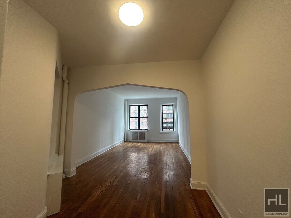 Foto del edificio - FIRST AVENUE