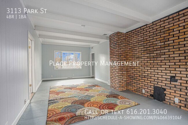 Foto del edificio - 3113 Park St - 4 Bed/1 Bath with Carport!!