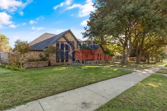 Building Photo - 328 Kenshire Dr