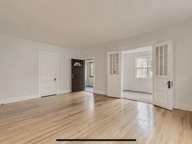 Sala de estar - 3312 Hennepin Ave