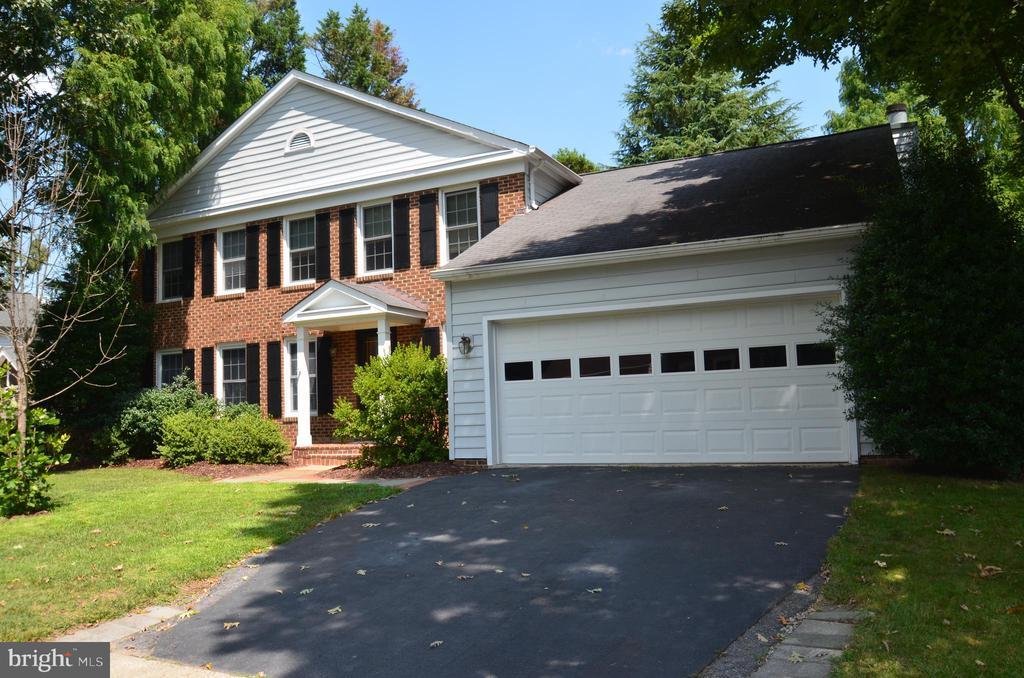 Primary Photo - 7585 Seabrook Ln