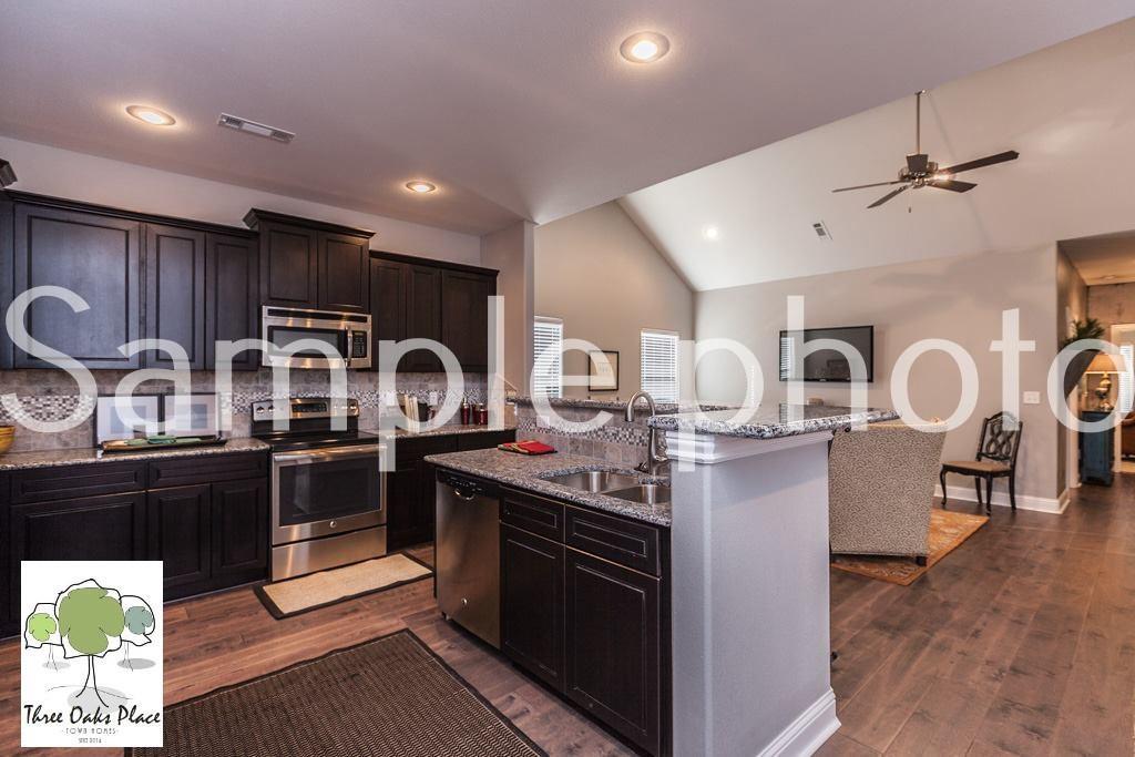 2011 S Dixieland Rd, Rogers, AR 72758 Townhome Rentals in Rogers AR