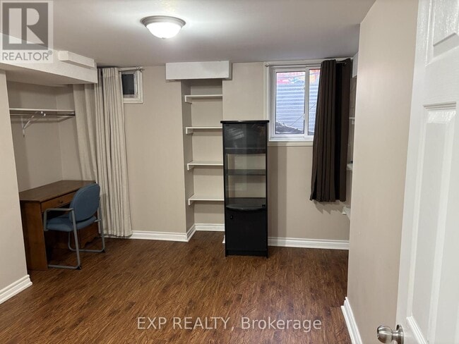 Photo du bâtiment - 1975 Fairport Rd