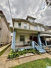 Building Photo - 1840 Fairview Ave