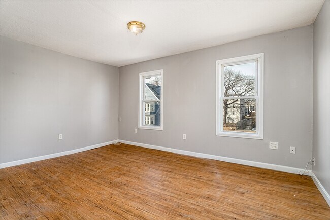 Building Photo - 48 3rd St