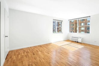 Building Photo - 2 S End Ave