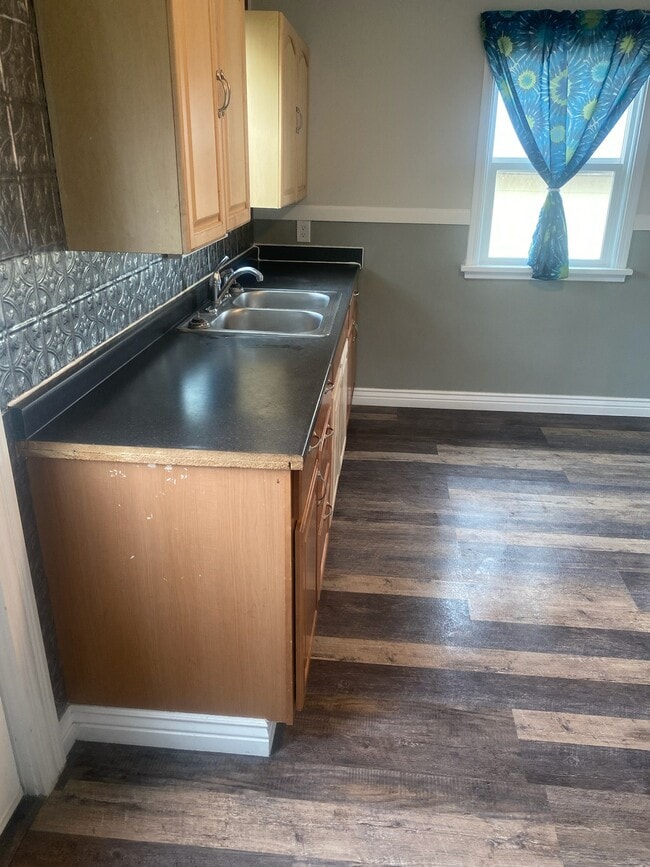 Kitchen Storage - 217 McClellan St