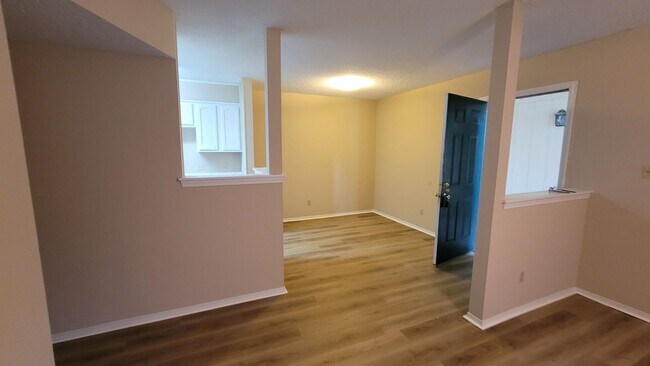 Foto del edificio - 2299 Scenic Hwy