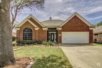 Building Photo - 20719 Medallion Pointe Dr