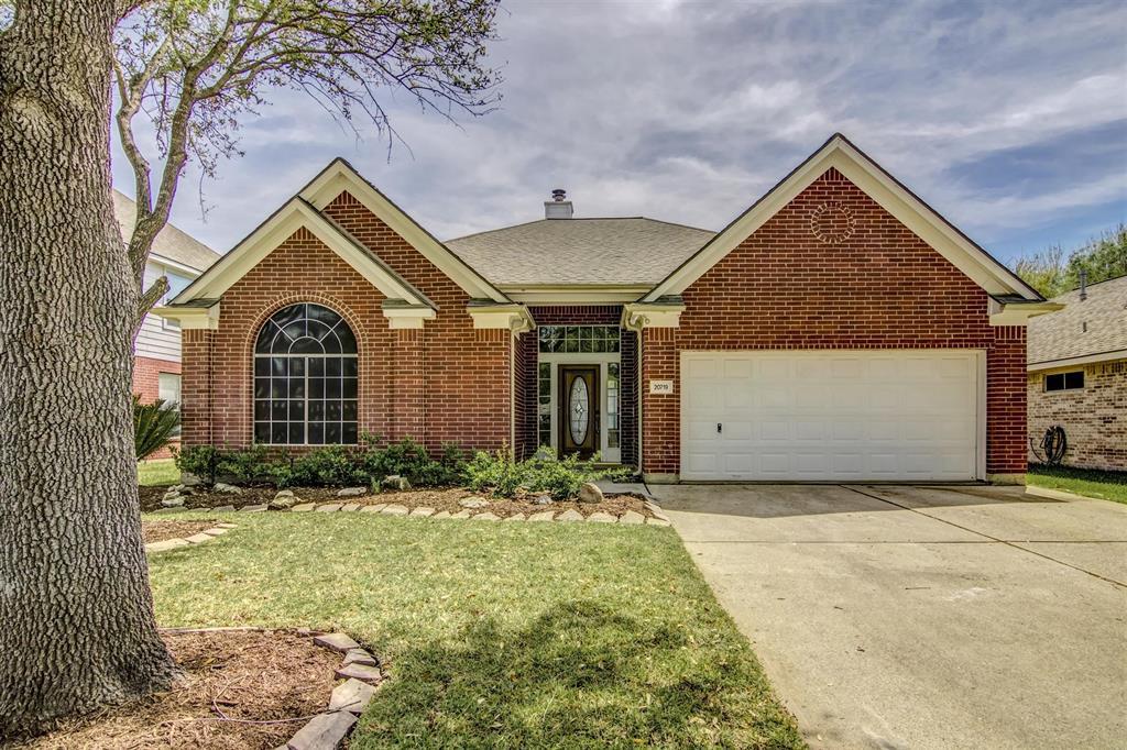 Foto principal - 20719 Medallion Pointe Dr