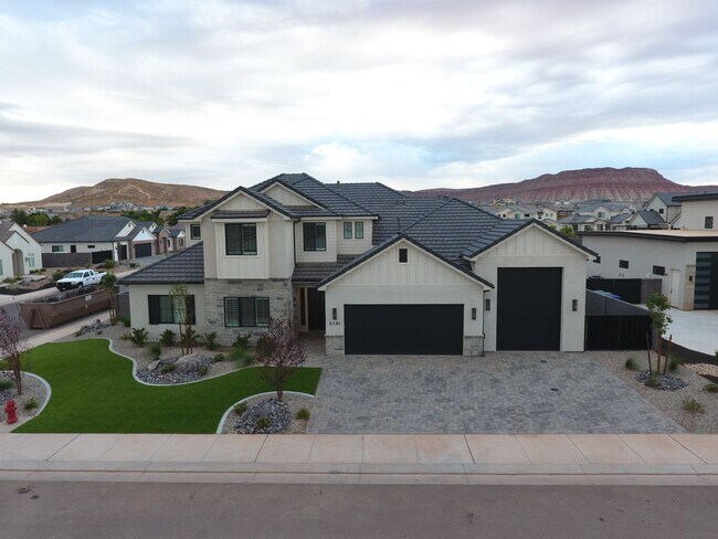 Foto del edificio - 5 Bedroom Home In Washington Fields