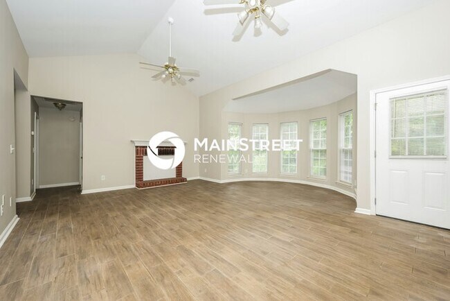 Building Photo - 3 Bedroom Pet-Friendly Home in MOUNT JULIET, TN with Main Street Renewal